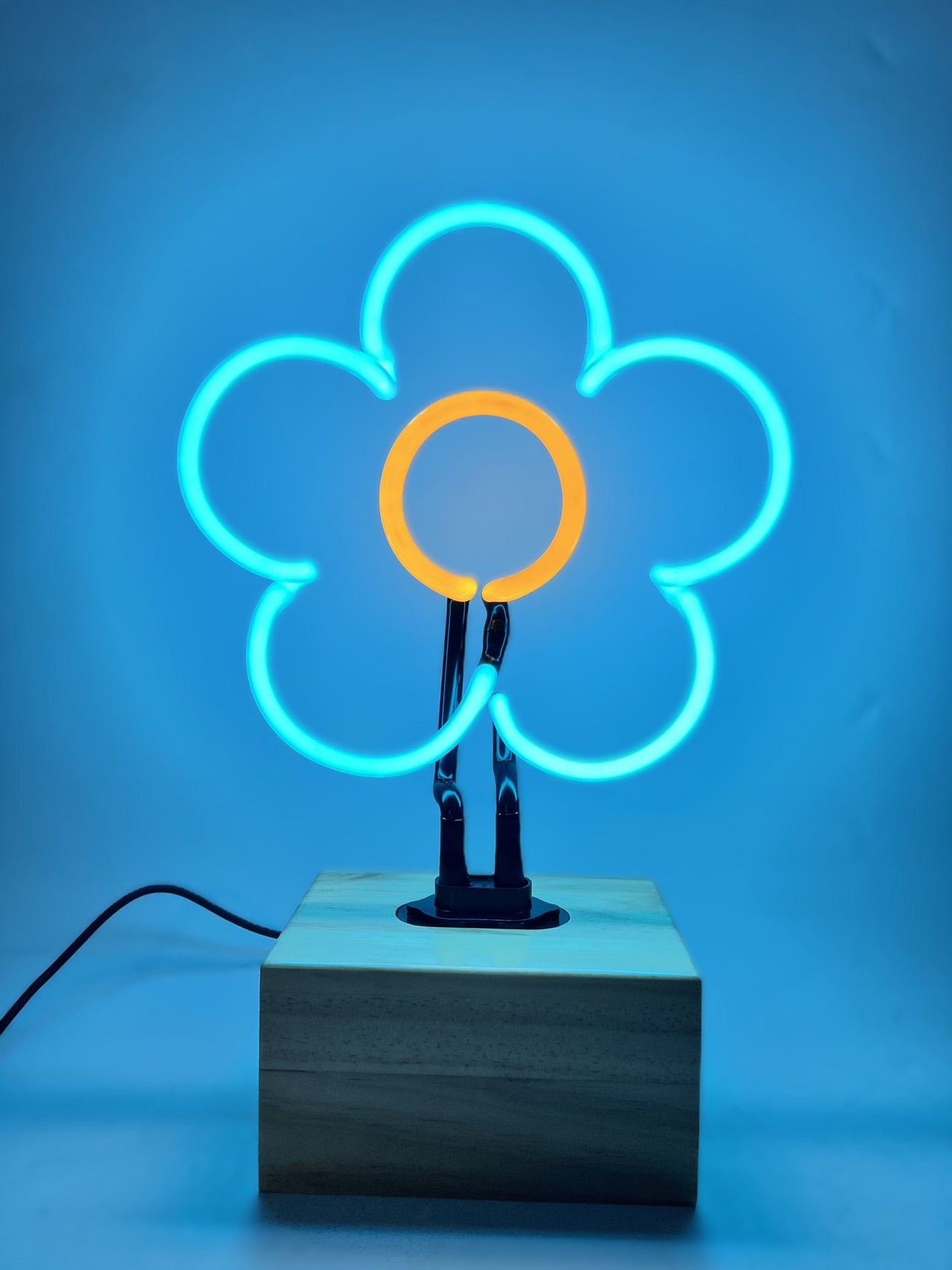 "Flower" Glass Neon Lamp by Neon Icons